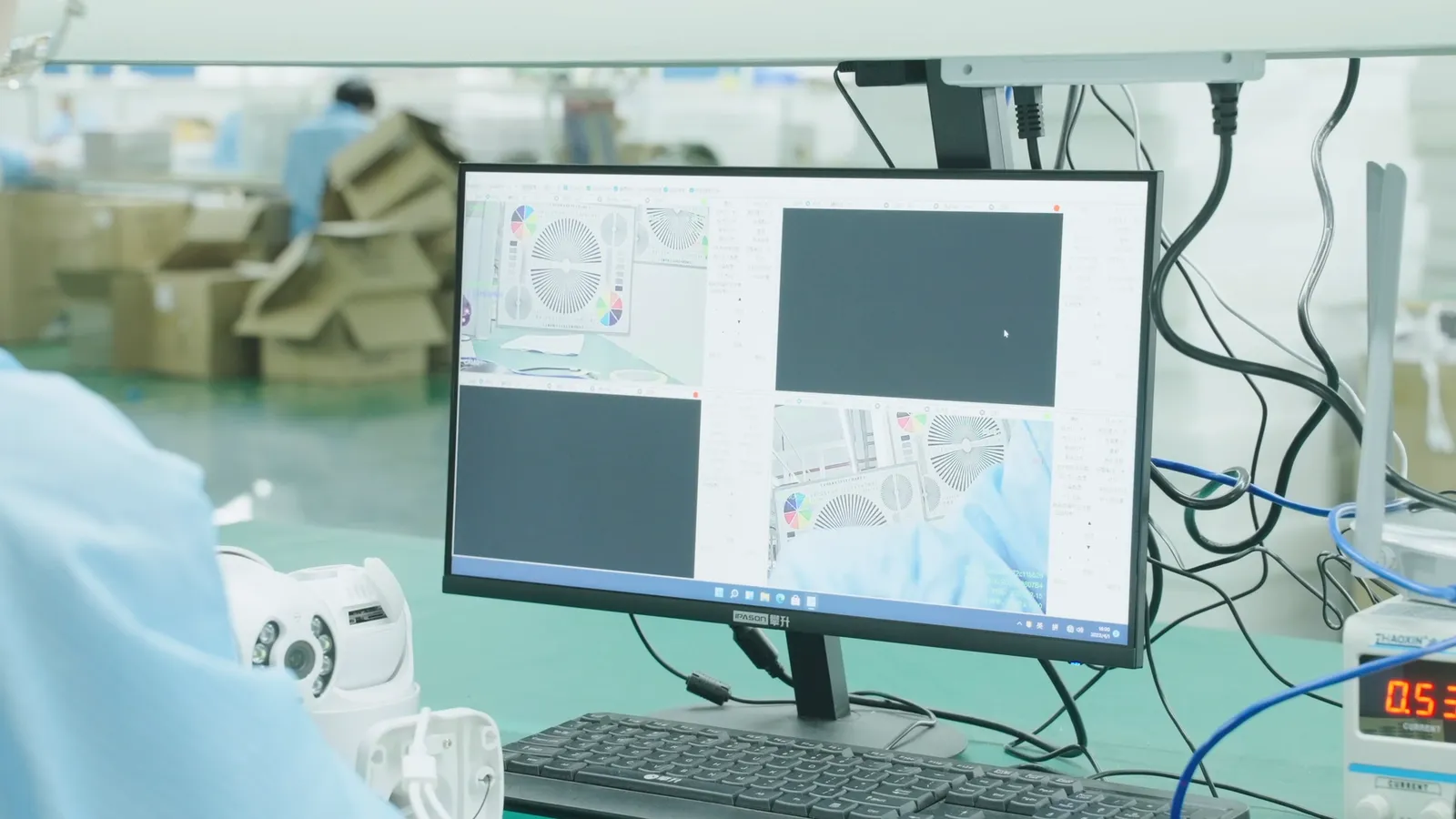 Image quality and functionality test bench on the FAELAN production line